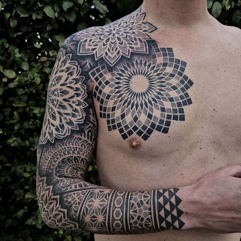 dotwork tattoo sleeve paranoir ink