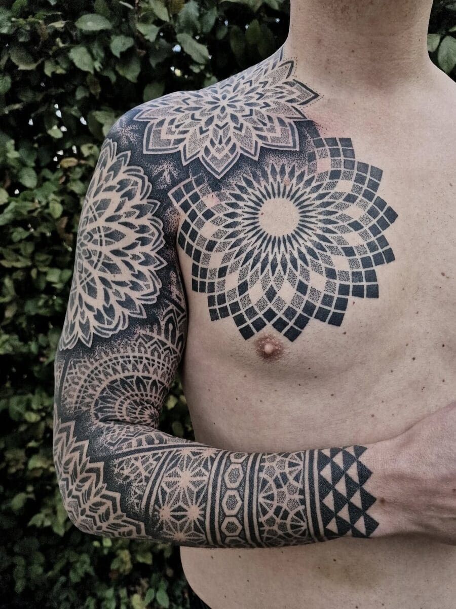 dotwork sleeve man